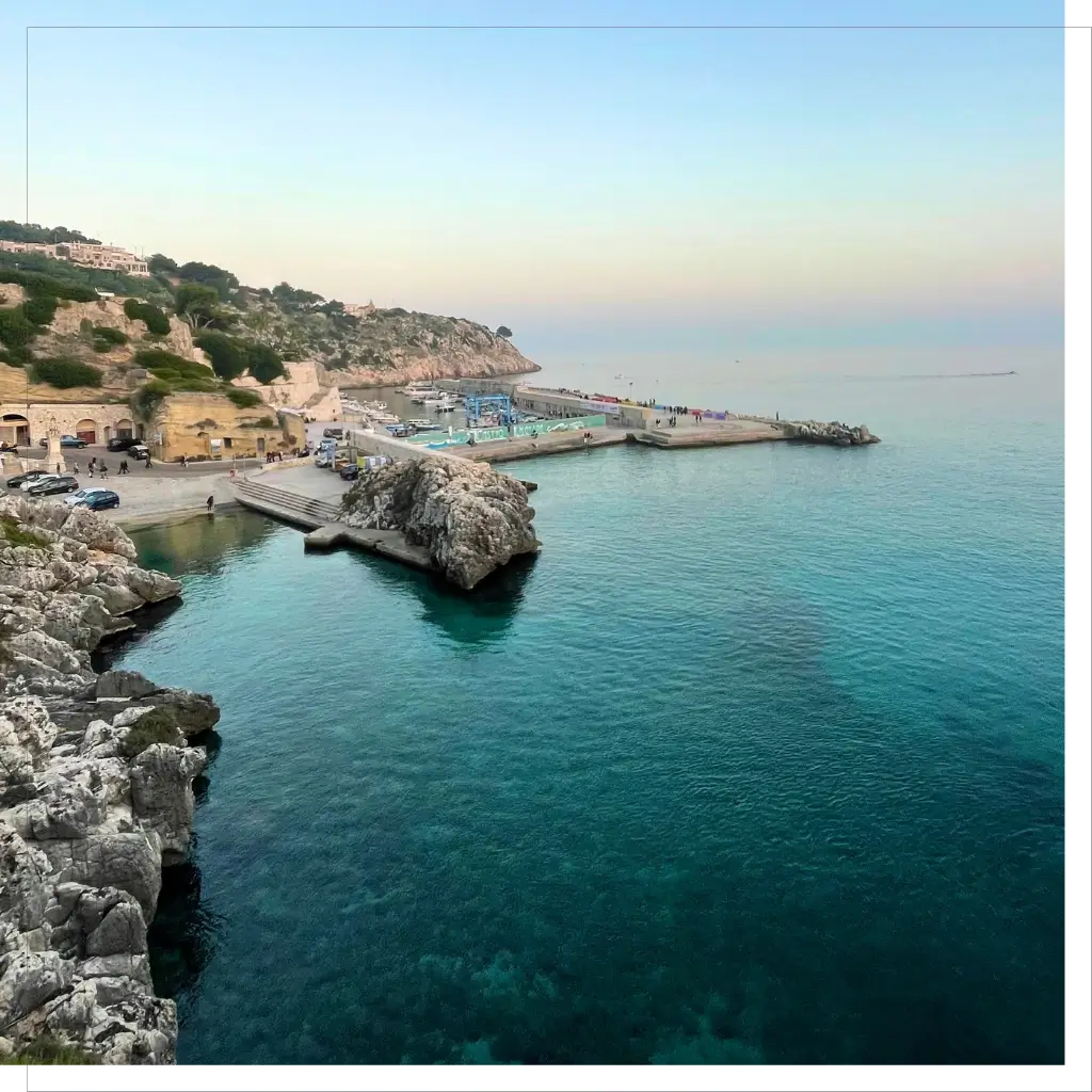 costa adriatica rocciosa collina montegrappa